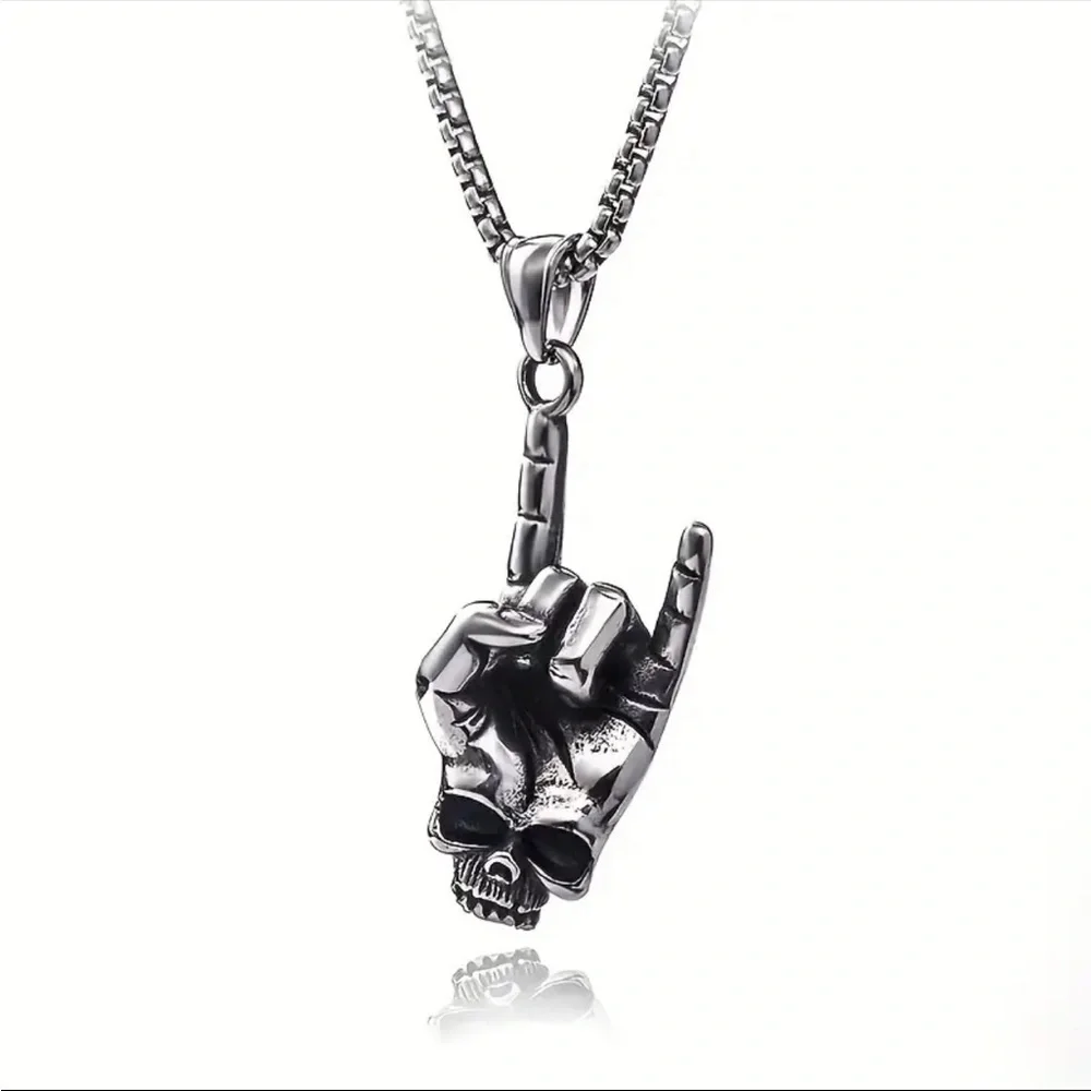 Skull hand‎ sign pendant silver plated necklace faux fashion jewelry